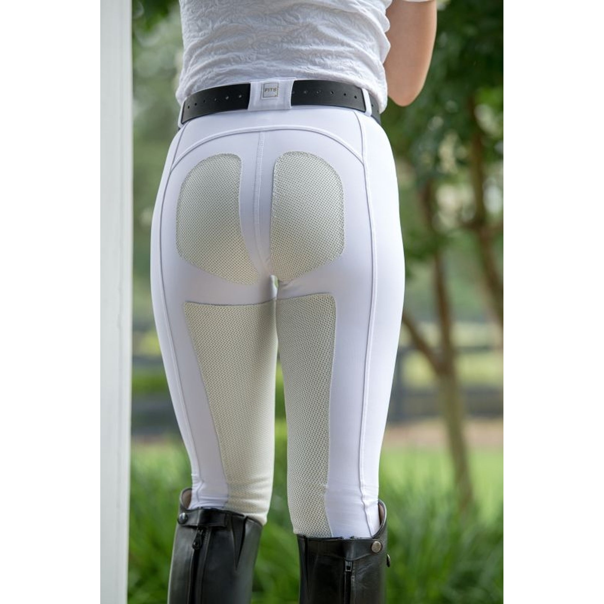 FITS PerforMAX Zip Front Full Seat