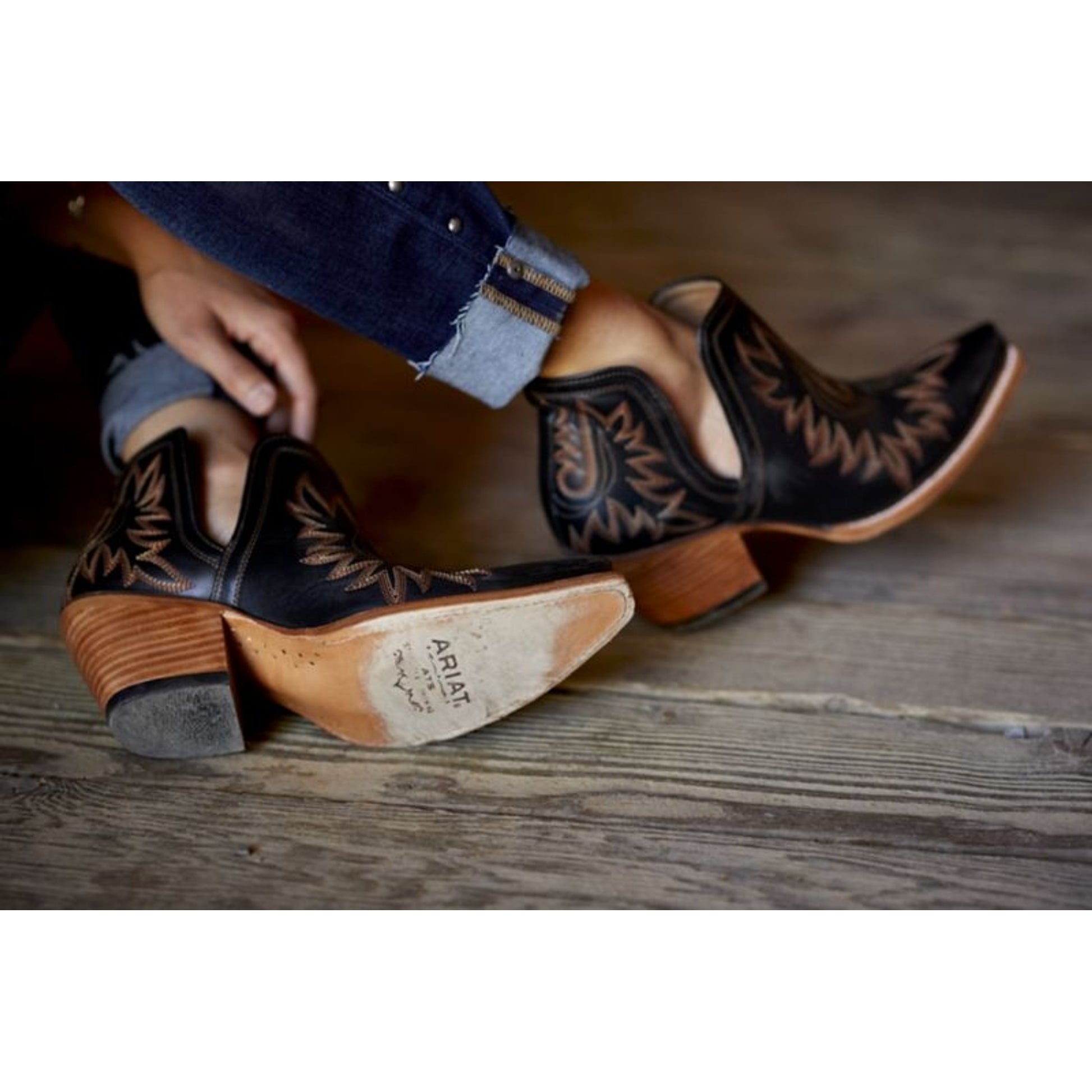 Ariat Ladies Dixon Snip Toe Boots