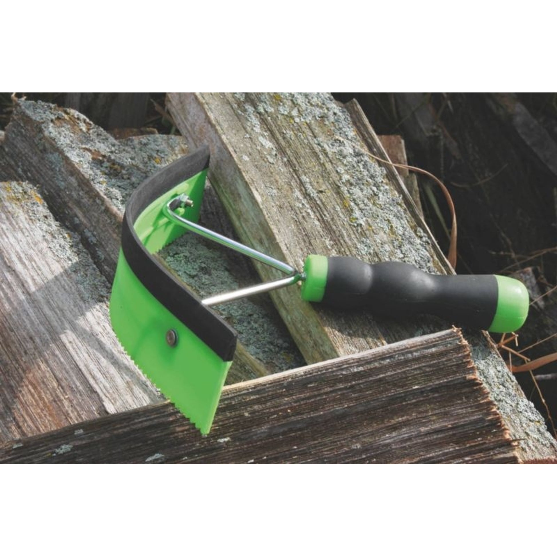 Tail Tamer Soft Touch Half Moon Scraper