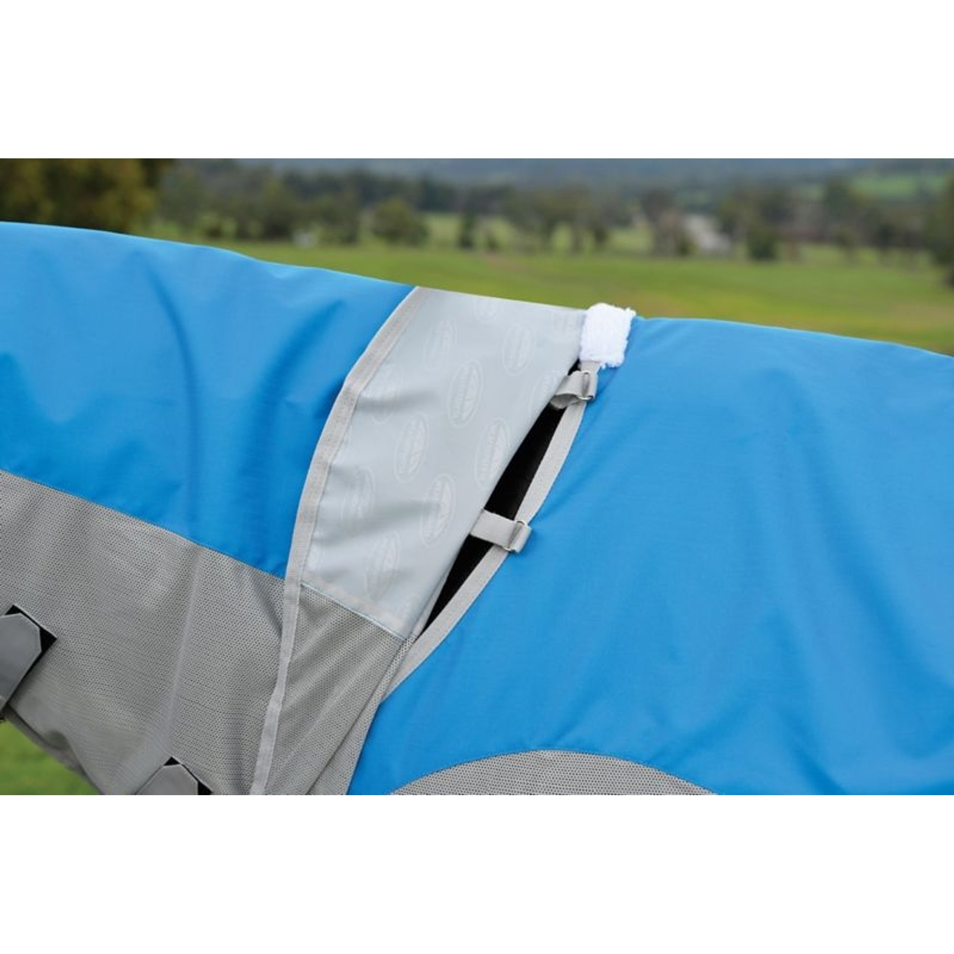 Weatherbeeta ComFiTec Dual Shield Detach-A-Neck Fly Sheet