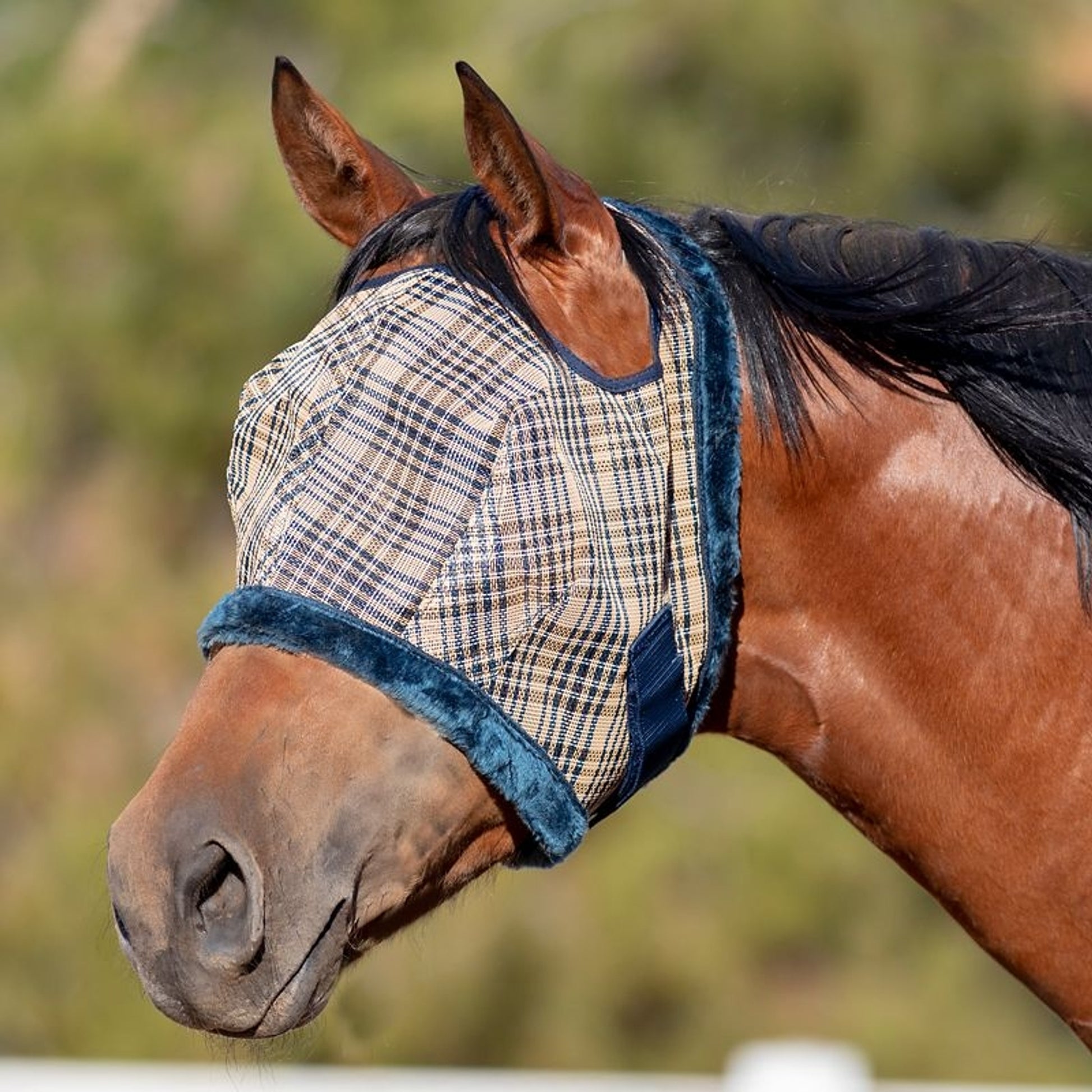 Kensington Signature Draft Fly Mask with Plush Fleece